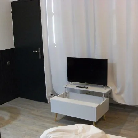 Studio Vic 2.0 Vic-sur-Cere Exterior photo